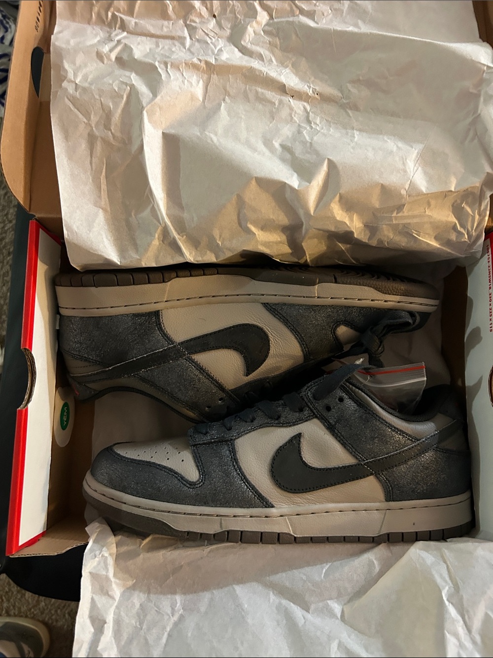CBGB Nike Men's Low-Top Sneakers in Black and Gray